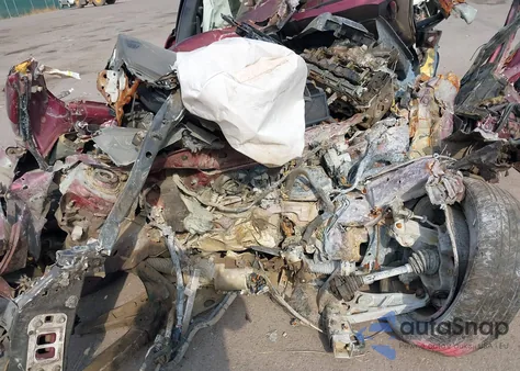 2019 Jeep Cherokee Latitude Plus Fwd z USA, uszkodzony, nr VIN 1C4PJLLB9KD443866